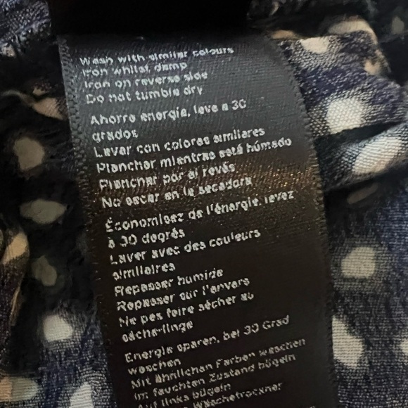 Topshop Women's  Navy Blue Polka Dot Printed Shorts Size 8 Medium - Picture 9 of 10